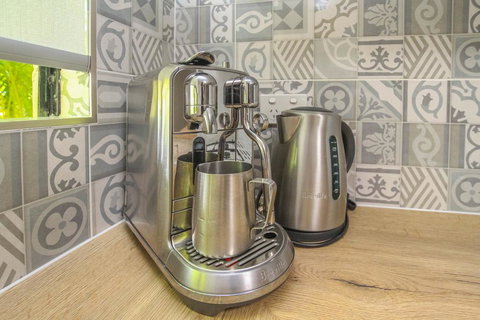 Rare! Modern Unit With Private Fenced Garden Close To The Beach PC4 - Darwin Holiday 3