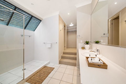 Ravensbourne Escape - Silverwood Lodge - Darwin Holiday 2