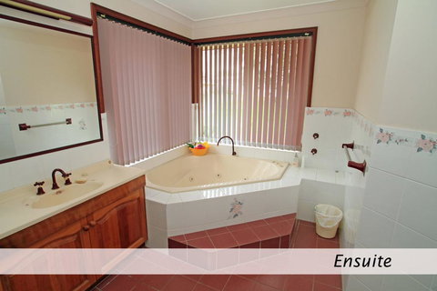 Ray Of Sunshine - Waterfront Reserve - Darwin Holiday 3