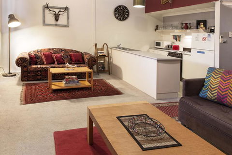 Razorback 6 - Razorback Plaza Jindabyne - Darwin Holiday 2