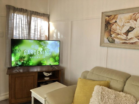 Recreation Cottage - Darwin Holiday 3