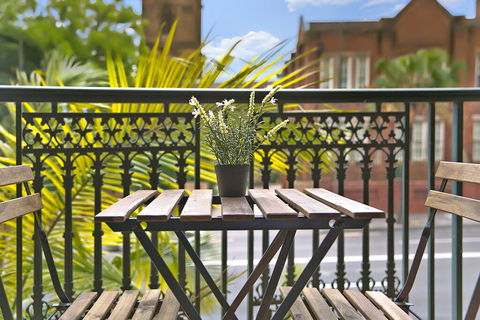 REDFERN 3 BEDROOM APARTMENT FREE PARKING WALK TO CENTRAL STATION NRE187 - Darwin Holiday 1