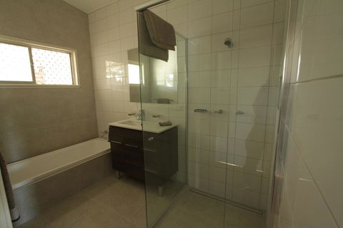 Redland BayBreeze - Darwin Holiday 2