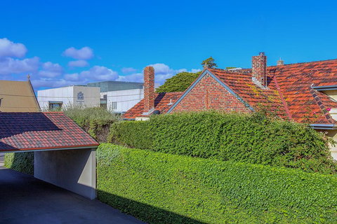 Redwood Manor Motel Apartments - Darwin Holiday 3