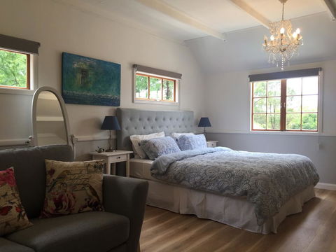 Reed House At Maleny-Blue Boudoir - Darwin Holiday 3