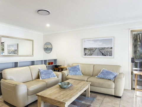 Reflections - Darwin Holiday 1