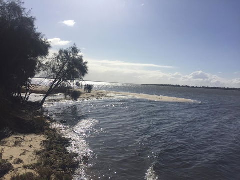 Relax At Dawesville Estuary - Darwin Holiday 1