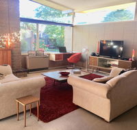 Relax at Tranquil Rye short walk to beach  shops