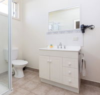 RENOVATED BEACH BEAUTY - ROSEBUD - Darwin Holiday