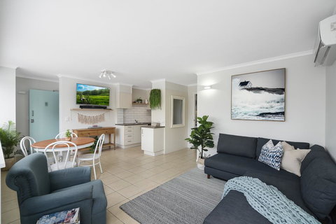 Renovated Moololaba Unit 100m To Beach - Darwin Holiday 0