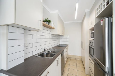 Renovated Moololaba Unit 100m To Beach - Darwin Holiday 2