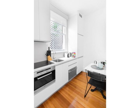 Renovated Studio In Bohemian Area Close To City - Darwin Holiday 3