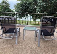 RENTAL All  inclusive Tidy Renovated Studio Apartment on The Strand Pool  - Darwin Holiday
