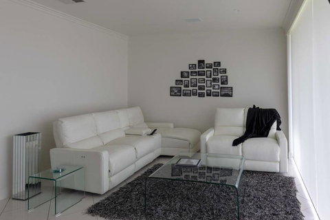 River Devine - Darwin Holiday 2