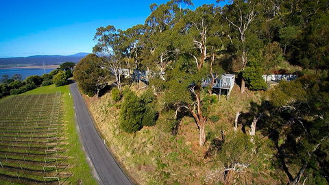 River Vineyard Retreat - Darwin Holiday 1