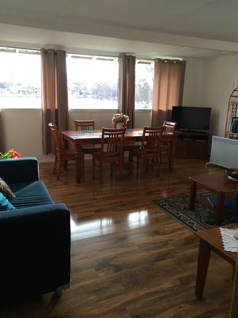 Riverfront Cottage In Booderee National Park At Christians Minde - Darwin Holiday 2