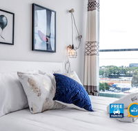 Riverside Living in Portside Wharf Hamilton - Darwin Holiday