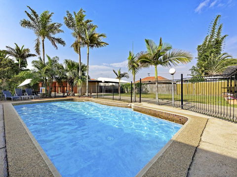 Riviera Motel Bundaberg - Darwin Holiday 0
