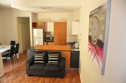 RNR Serviced Apartments Adelaide - Sturt St - Darwin Holiday 2
