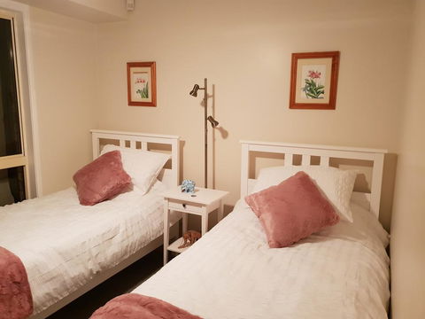 Robyn's Nest - Hosted, Bed And Breakfast - Darwin Holiday 1