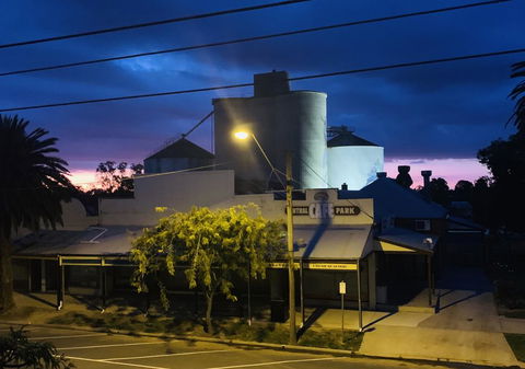 Rochester Wine Tavern - Darwin Holiday 2