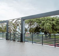 Rockingham Beachfront Apartment - Darwin Holiday