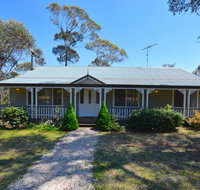 Rocky Mountain Cottage - Darwin Holiday