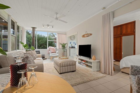 Romley Retreat - Aldinga Beach - Darwin Holiday 0