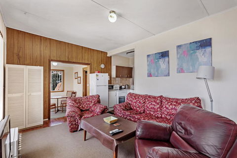 Ronem Cottage, 5 Gloucester Street - Darwin Holiday 3