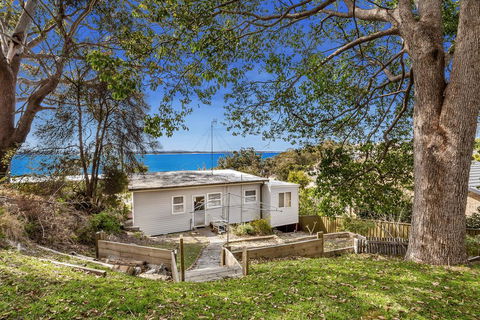 Ronem Cottage, 5 Gloucester Street - Darwin Holiday 0
