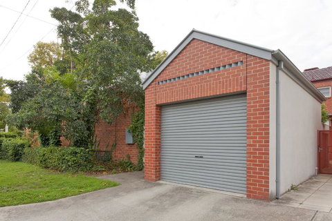 Rose Cottage - Historic Luxury - Darwin Holiday 1