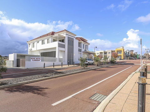 Rose Hotel Clarkson - Darwin Holiday 2