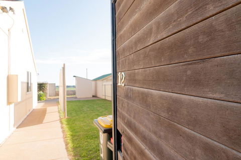 Rosebank Cottage Tailem Bend - Darwin Holiday 2