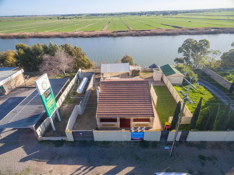Rosebank Cottage Tailem Bend - Darwin Holiday 1