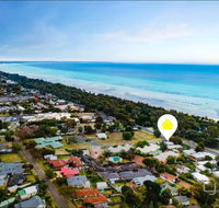 Rosebud Beachhouse Across from Beach - Darwin Holiday