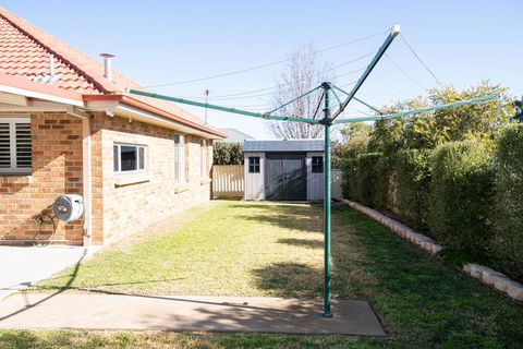 Roselawn Entertainer Large & Luxurious, Sleeps 12 - Darwin Holiday 2