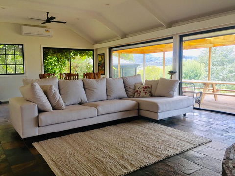 Rosewhite House - Darwin Holiday 1