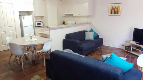 Roshnier Apartment - Darwin Holiday 2