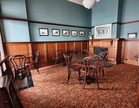 Royal Hotel - Darwin Holiday 1