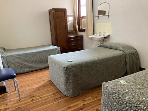 Royal Hotel Condobolin - Darwin Holiday 1