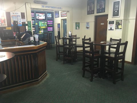 Royal Hotel Condobolin - Darwin Holiday 3