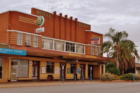 Royal Hotel Condobolin - Darwin Holiday 0