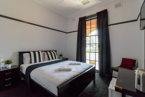 Royal Hotel Ryde - Darwin Holiday 0