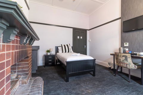 Royal Hotel Ryde - Darwin Holiday 1
