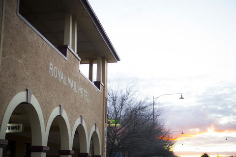 Royal Mail Hotel Jerilderie - Darwin Holiday 0