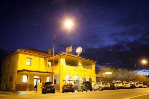 Royal Mail Hotel Jerilderie - Darwin Holiday 1