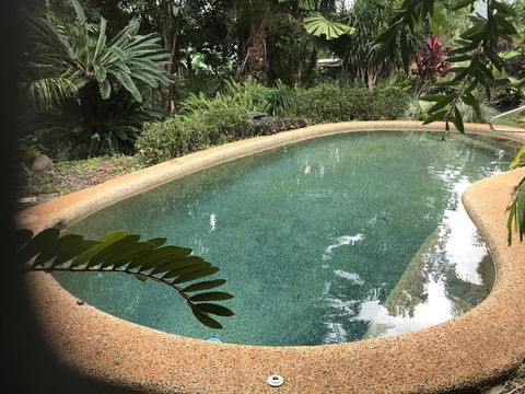 Royal Palm Cottage, Entire Two Bedroom 2 Bathroom House With Pool - Darwin Holiday 2