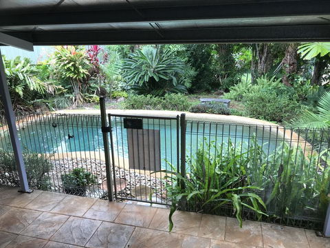 Royal Palm Cottage, Entire Two Bedroom 2 Bathroom House With Pool - Darwin Holiday 0