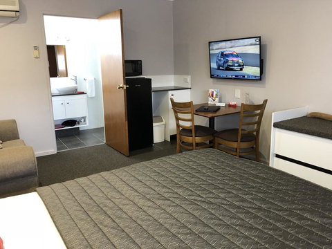 Roydons Motor Inn - Darwin Holiday 1