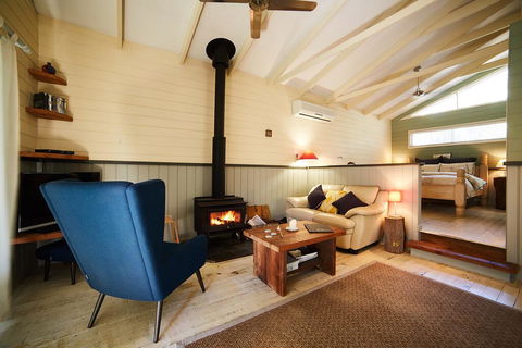 Rustic Spirit - Darwin Holiday 1
